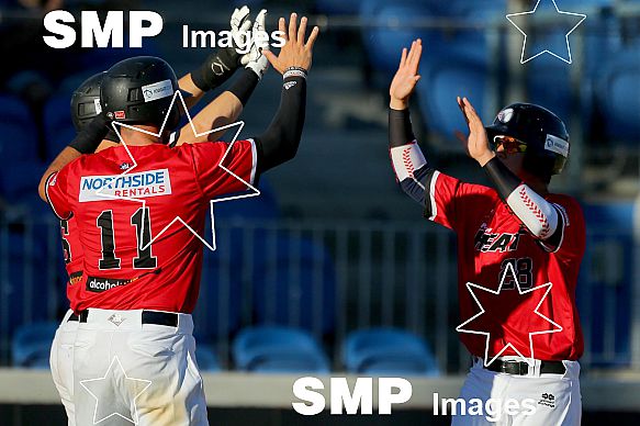 Perth heat celebrate runs on the board in the 5th inning PHOTO: James Worsfold / SMP IMAGES / Baseball Australia | Action from the Australian Baseball League 2019/20 Round 2 clash between the Perth Heat v Canberra Cavalry played at Perth Harley-David