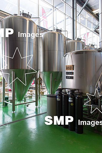 Major League Baseball Opening Week Watch Party, Rocks Brewing Company, Sydney, 9 April 2015. (Andy Cheung/SMP Images 2015)