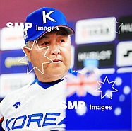Kim Kyung-Moon - Manager